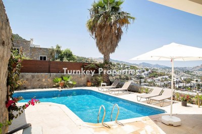 Bodrum Gündoğan'da Satılık Lüks Villa, 5 Yatak Odası, Özel Havuz ve Bahçe, Muhteşem Manzaralı