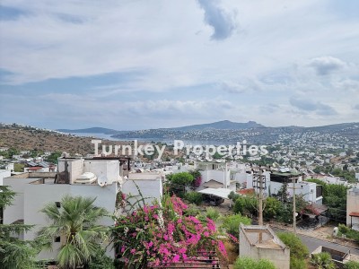 Gundogan Villa for Sale with Sea View, 3+1 and Private Garden