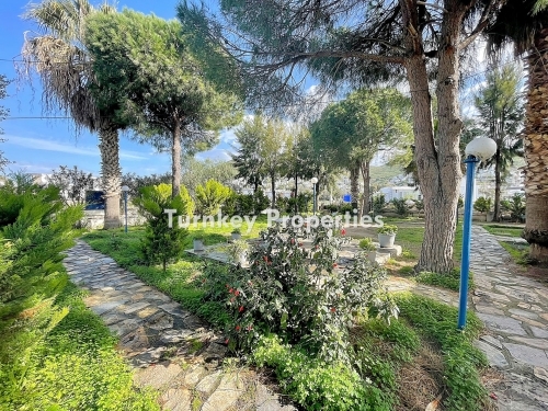 Bodrum, Kadikalesi Walk-to-Beach Apartment for Sale