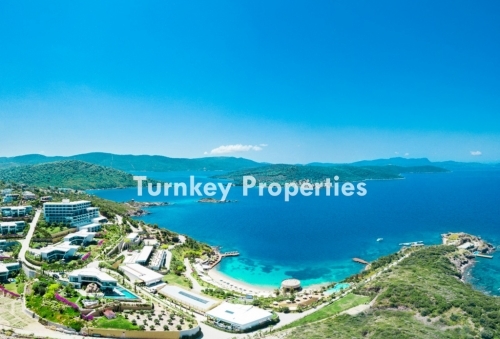 Luxury Villa for Sale Beachfront, Award-Winning Design, 4+1 Garden Duplex - With Aegean View