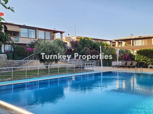 Gundogan Kucukbuk Apartment for Sale Top Floor with Valley View