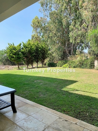 Yalıkavak'ta Merkezi Konumda Yıllık Kiralık 3+1 Bahçe Katı Daire