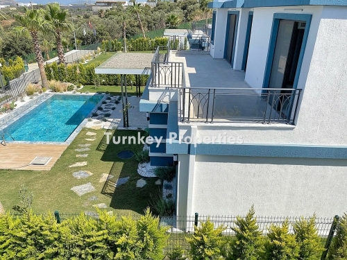 Gündoğan'da Satılık Lüks Müstakil Dubleks Villa, Deniz Manzaralı, Özel Havuzlu