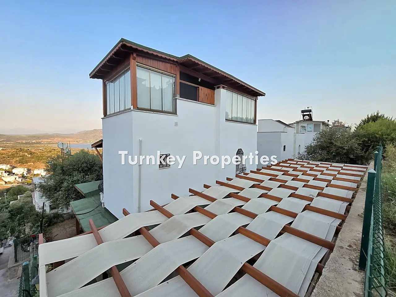 Villa à vendre à Bogazici avec piscine privée et accès à la plage — 4