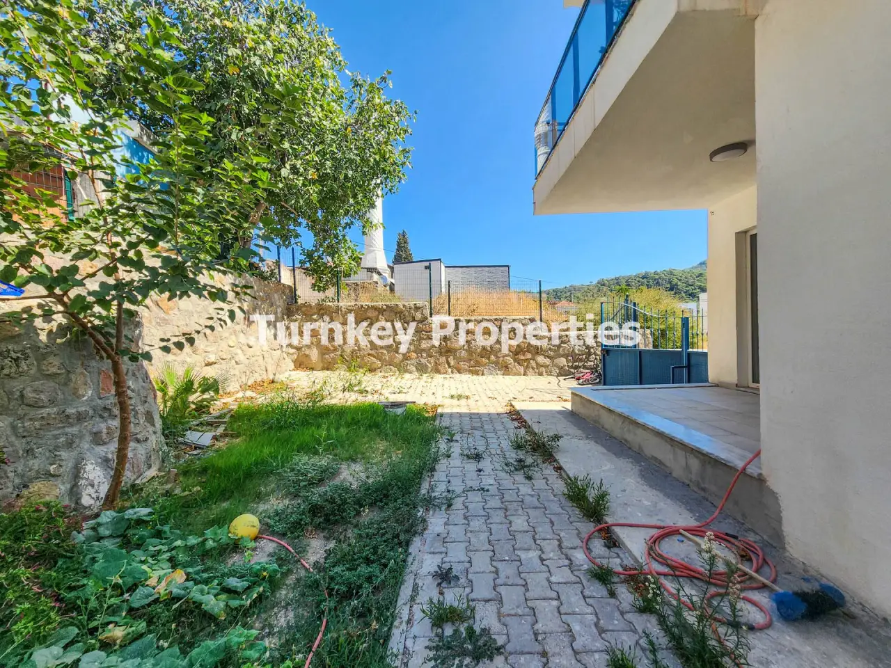Three-Bed Garden House to Rent in Farilya, Gundogan, with Parking — 4