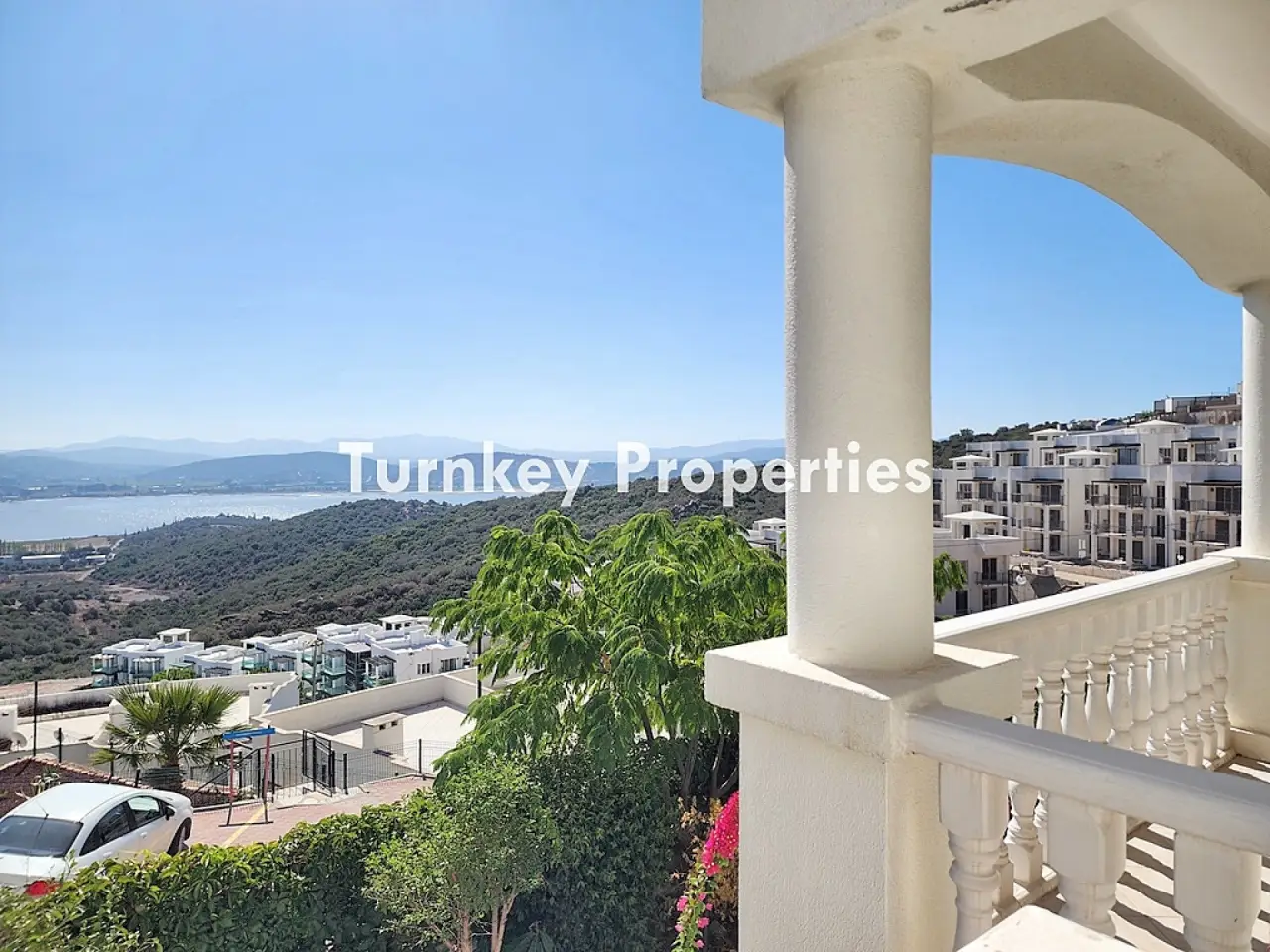 Flamingo Lake View Flat For Sale In Bogazici With Pools And A Gym — 5
