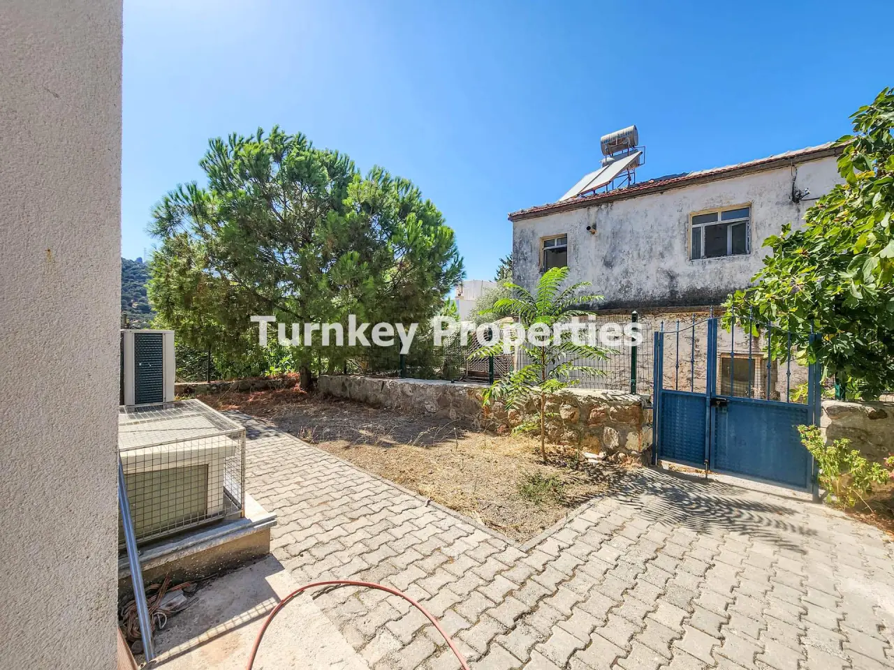 Three-Bed Garden House to Rent in Farilya, Gundogan, with Parking — 3