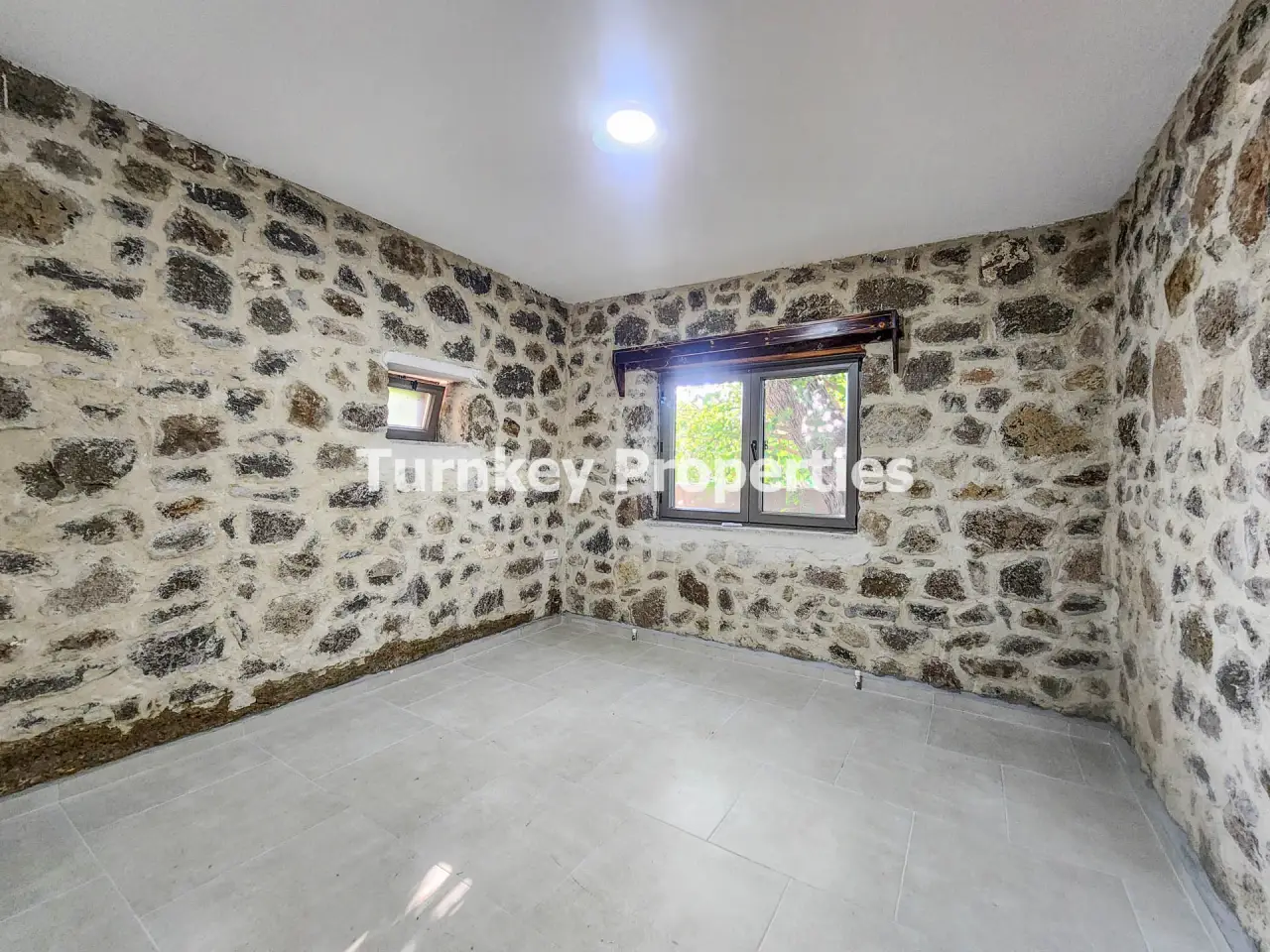 Bodrum Gündoğan Mekezde Kiralık Personel Lojmanı 2 Daire — 4