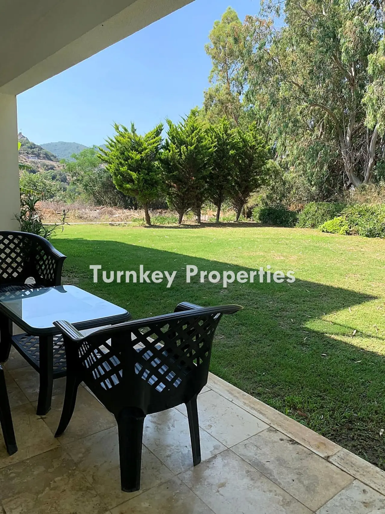 Furnished Three-Bedroom Garden Flat for Summer Rent in Yalikavak. — 5