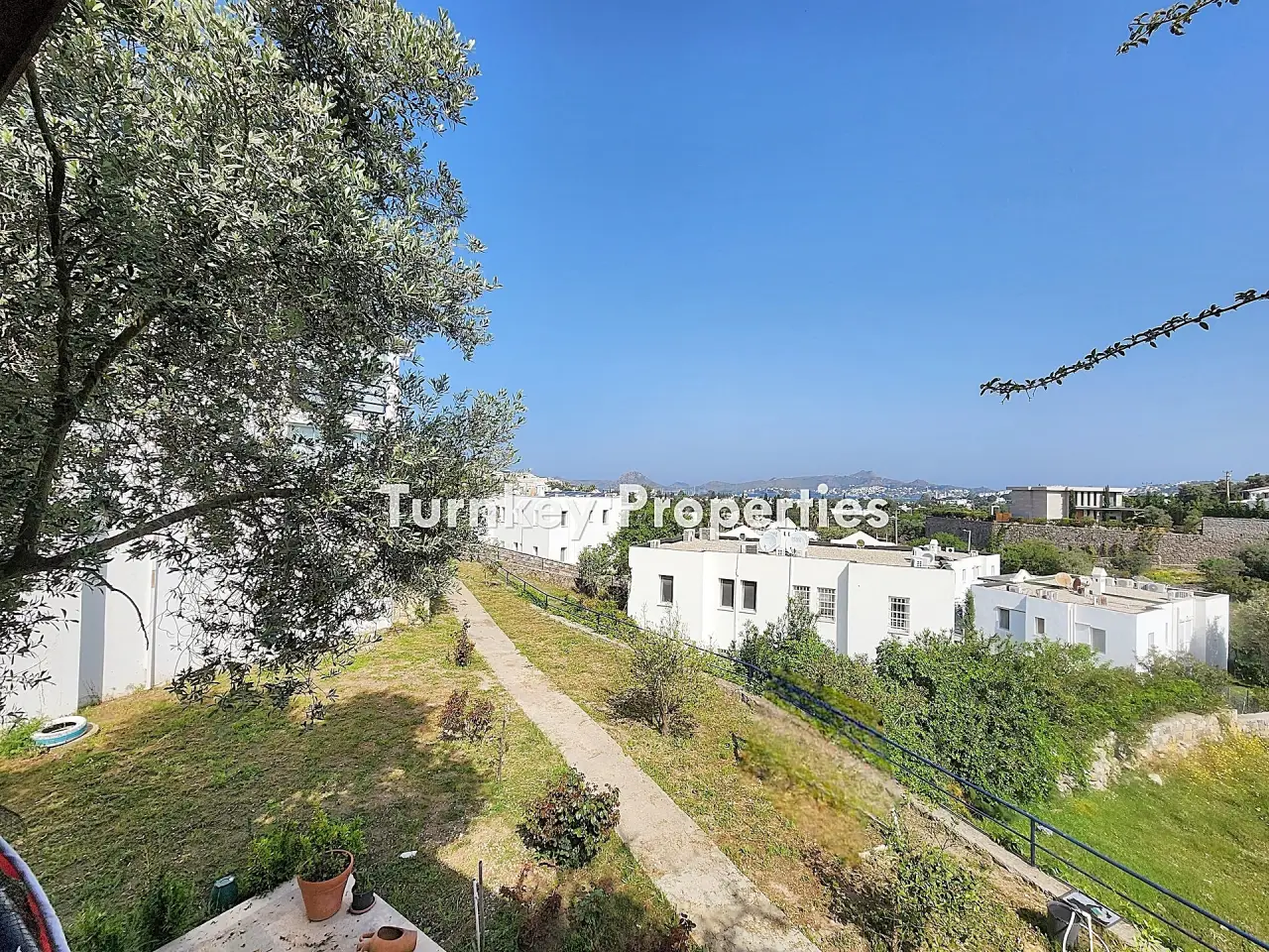 Sea-View 2-Bed Apartment for Sale in Yalikavak with a Shared Pool — 2