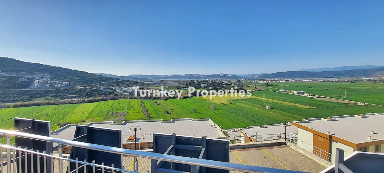 A Furnished One-Bedroom Lake-View Flat to Rent in Dorttepe, Milas — 2