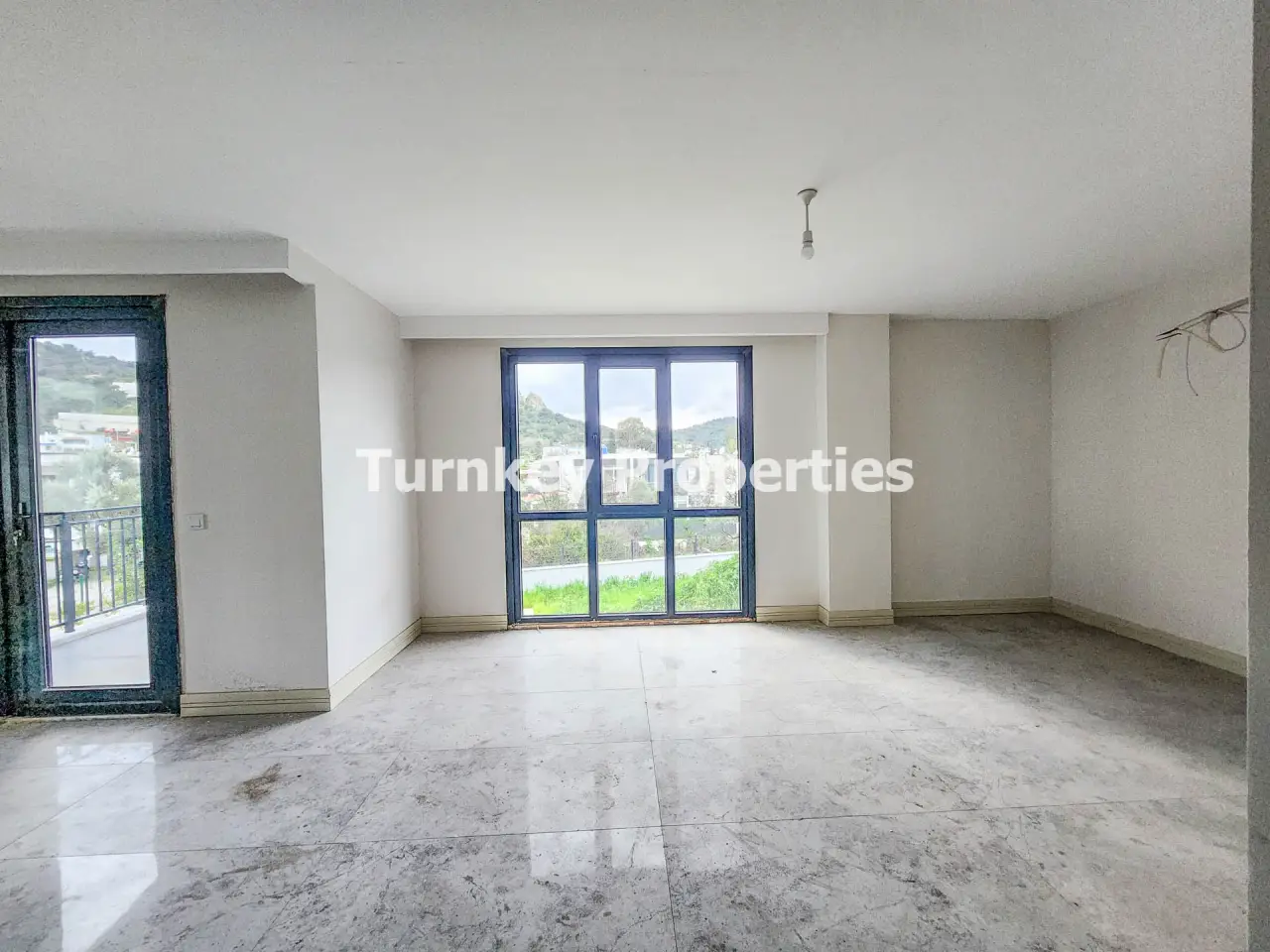 New Two-Bedroom Top-Floor Apartment for Sale in Farilya, Gundogan — 3