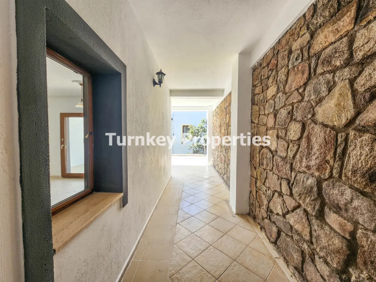 Two-Bedroom Garden Flat to Rent near the Sea in Kudur, Yalikavak. — 3