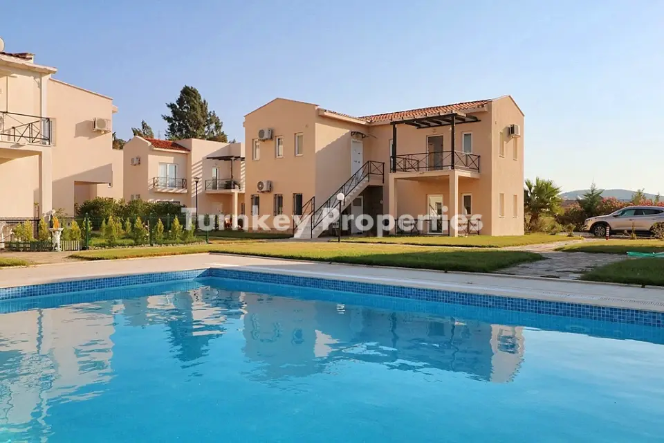 Appartement à vendre à Meselik avec vue sur piscine en étage haut — 2