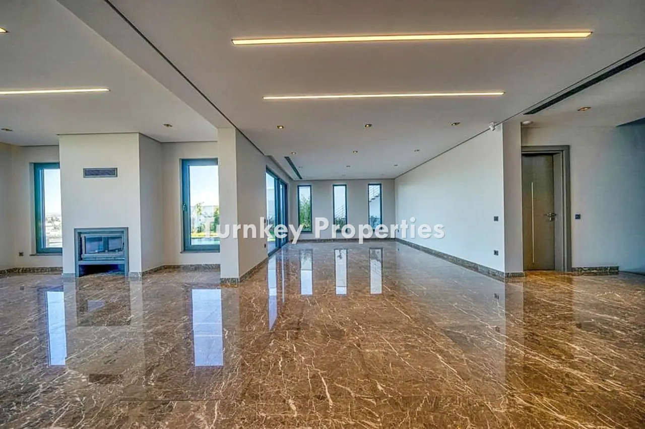 Bodrum Yalıkavak'ta Marina Manzaralı Satılık Müstakil Özel Villa — 2