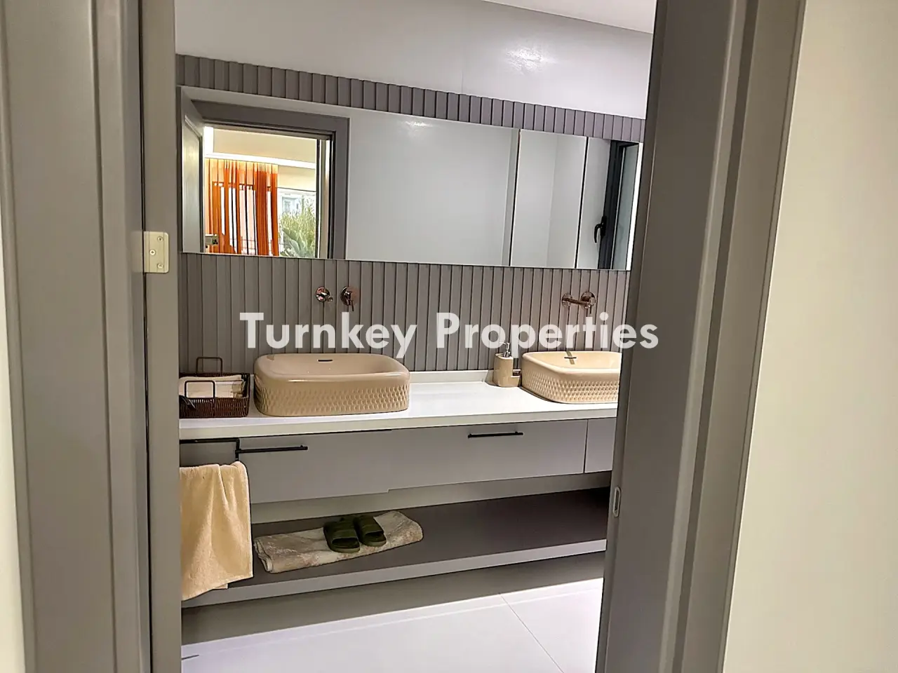 Bitez Satılık Villa Özel Havuzlu Denize Yakın Modern Tasarımlı — 4