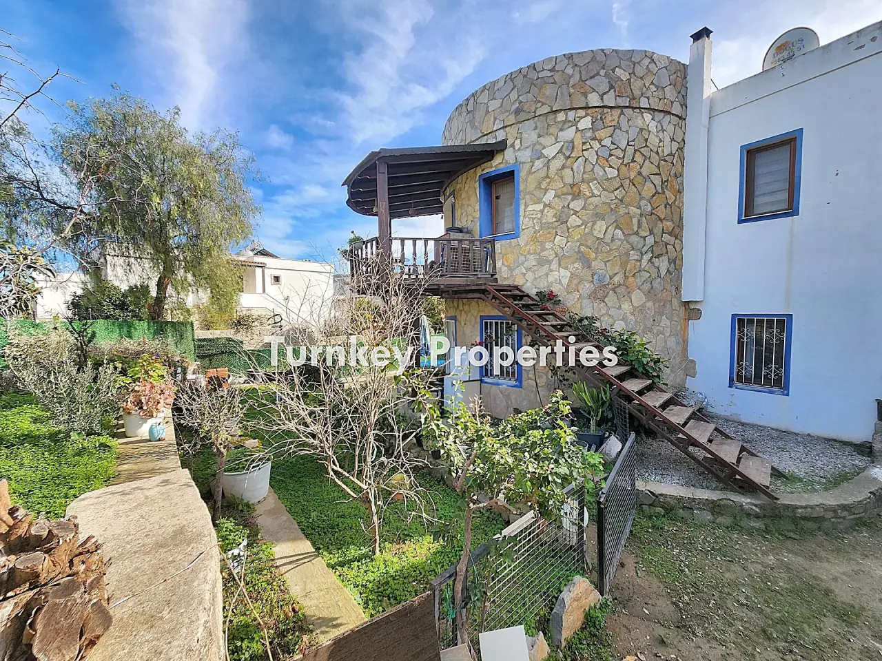 2-Bedroom Top-Floor Apartment for Sale in Dirmil with Shared Pool — 5