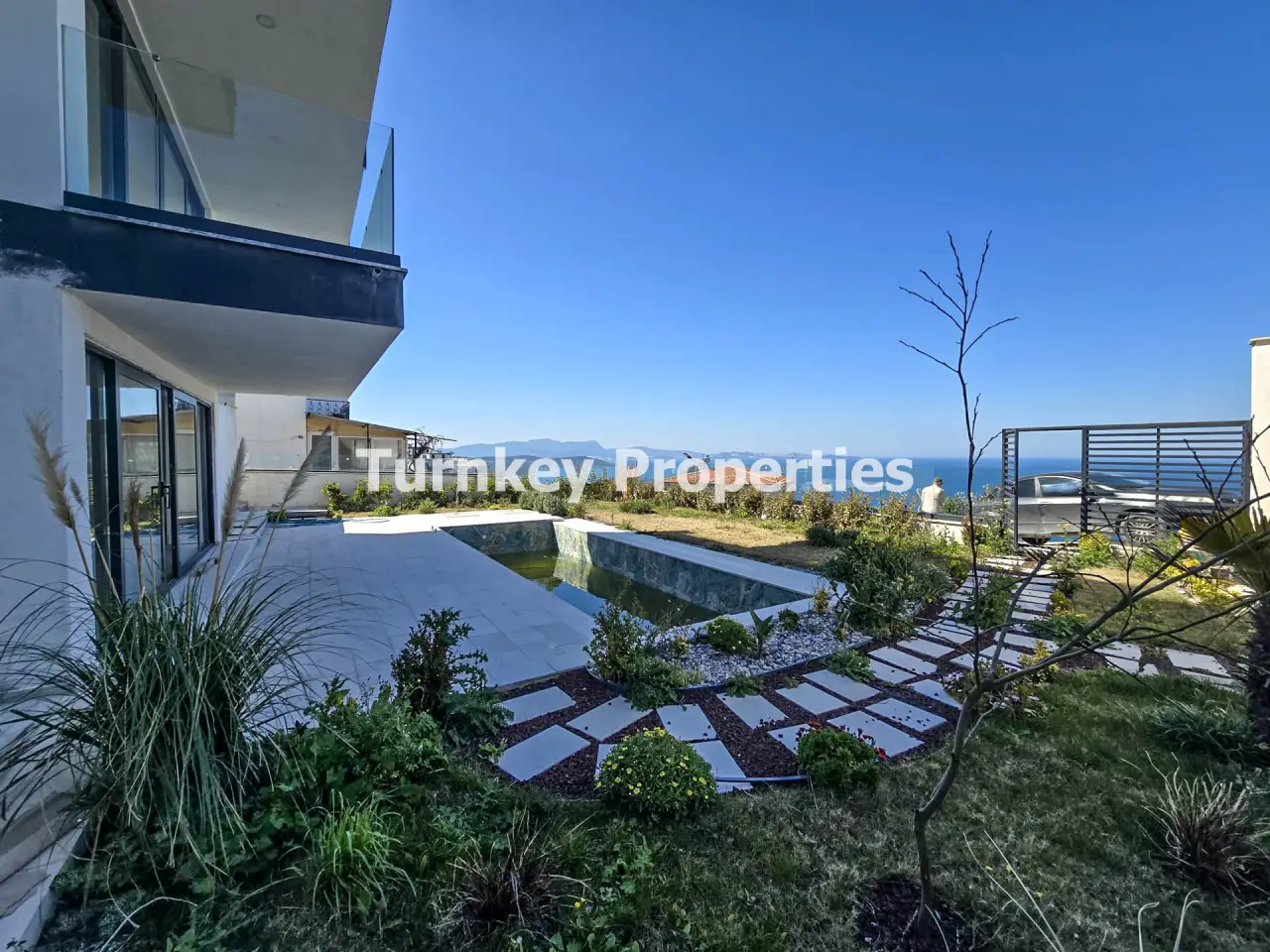 Villa à vendre à Bogazici sur 502 m² avec piscine privée, vue mer — 5