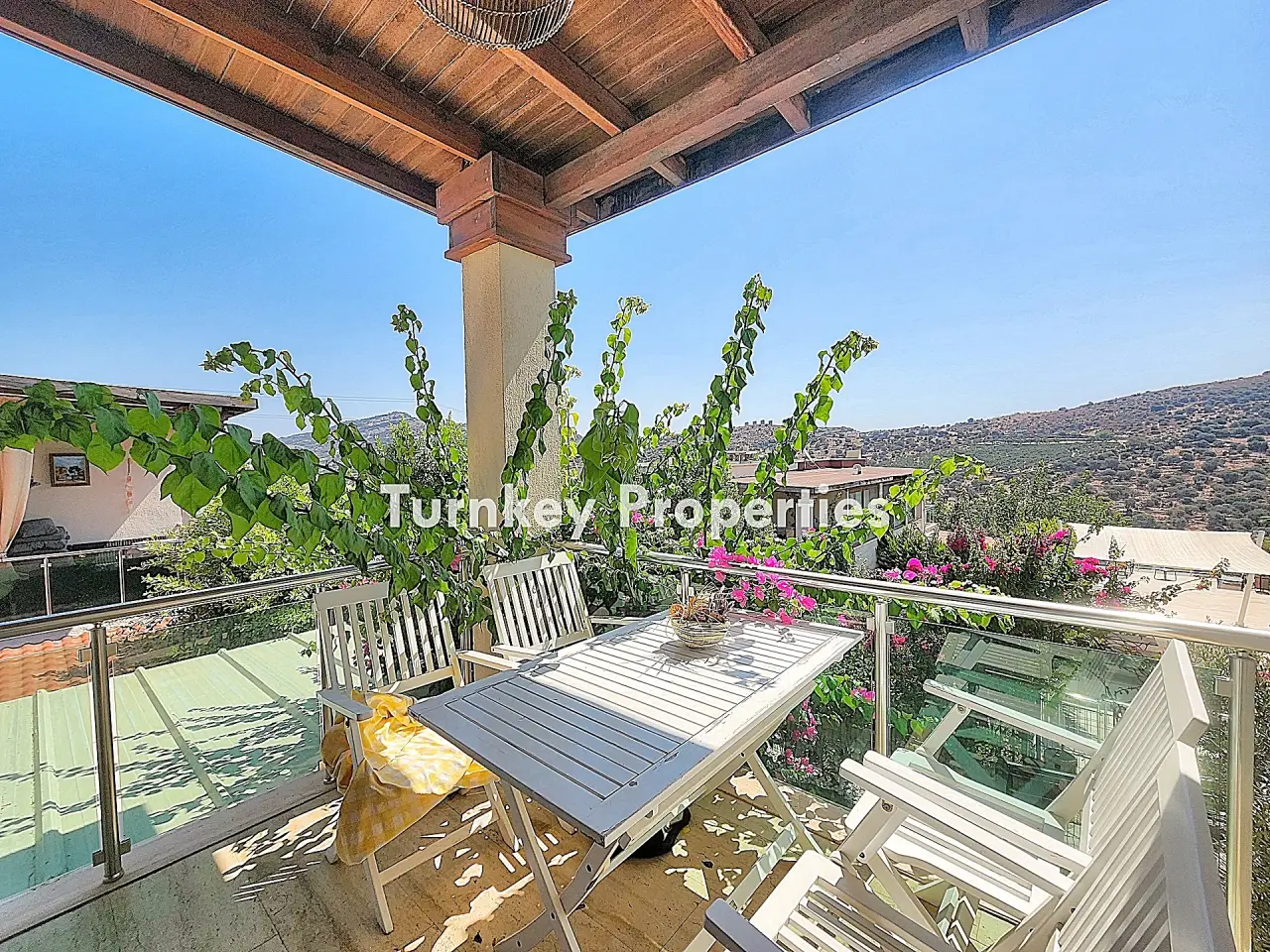 Two-Bedroom Apartment in Kucukbuk with Shared Pool and Garden Use — 4