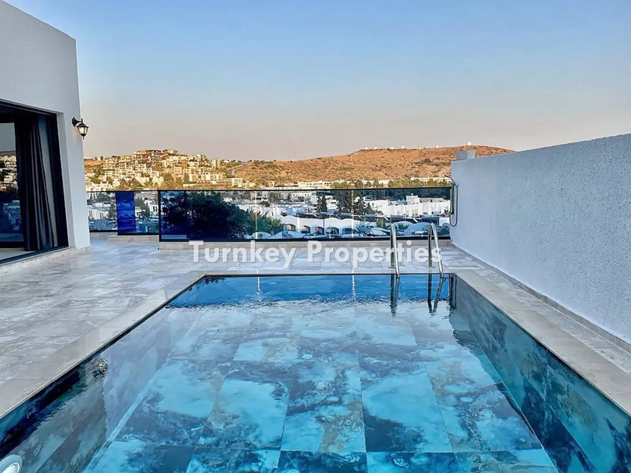 Apartment for Sale, Gumbet: Near the Beach, Private Swimming Pool — 2
