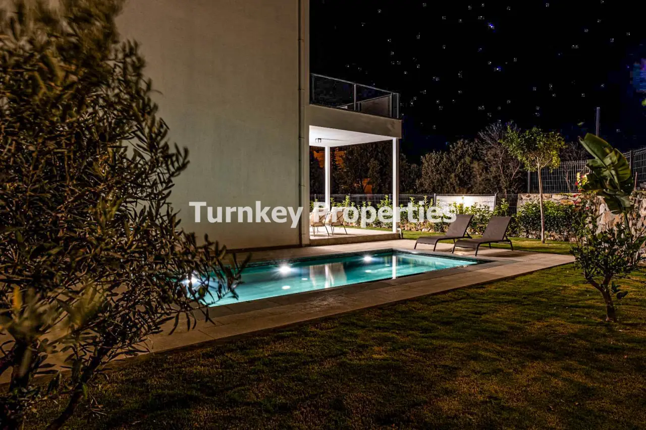 Gümüşlük Satılık Villa Deniz Manzaralı Özel Havuzlu Sahile Yakın — 4