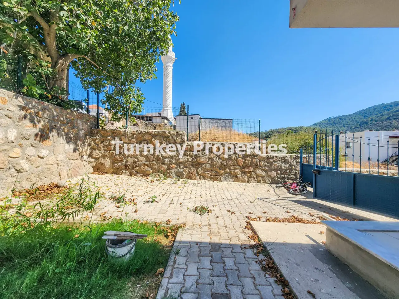 Three-Bed Garden House to Rent in Farilya, Gundogan, with Parking — 5