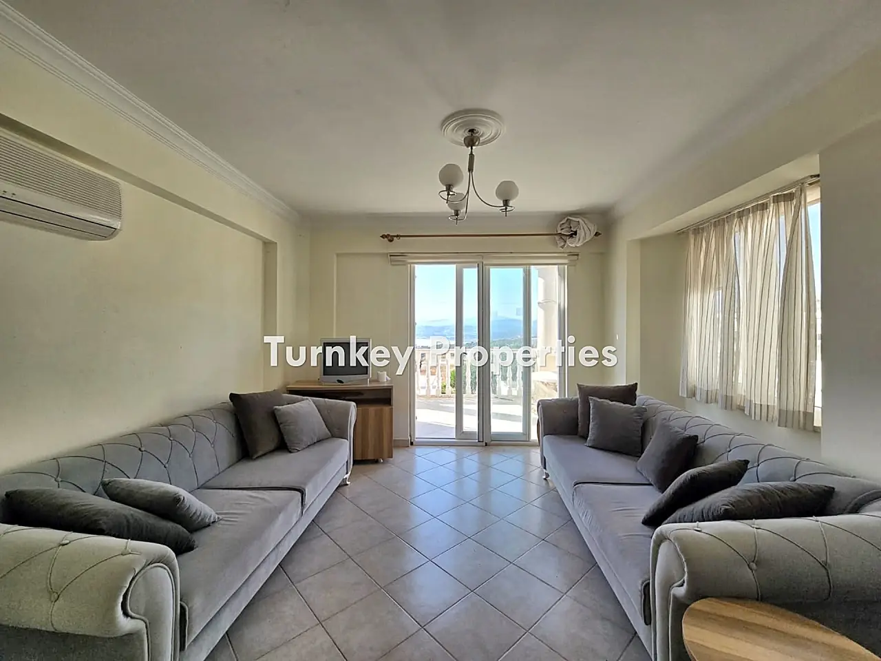 Top-Floor Lake-View Apartment for Sale in Tuzla, Bogazici, Turkey — 3